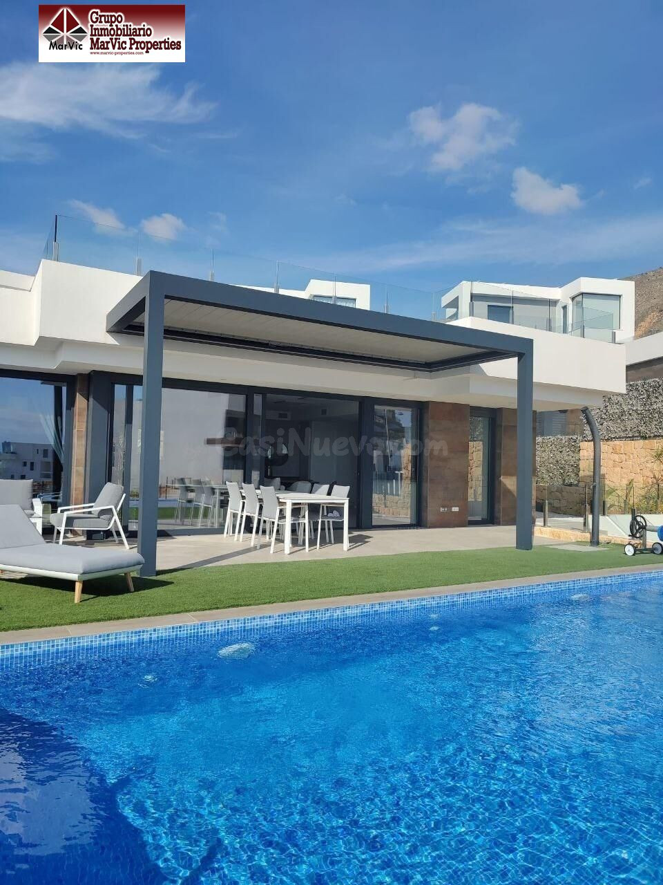 Chalet 3 habitaciones 402m² en venta - BAHIA GOLF - foto 2