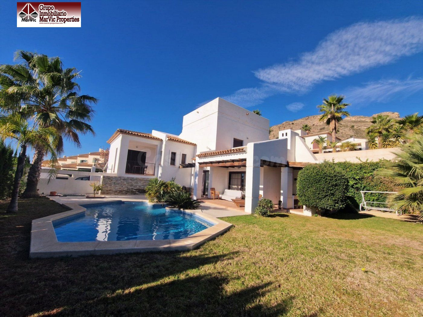 ¡Chalet Familiar en Venta en Finestrat, Sierra Cortina! - foto 2