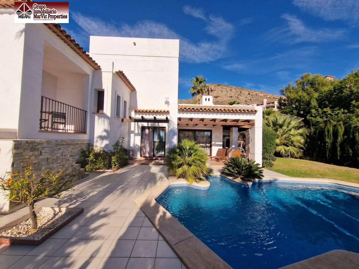 ¡Chalet Familiar en Venta en Finestrat, Sierra Cortina! - foto 3
