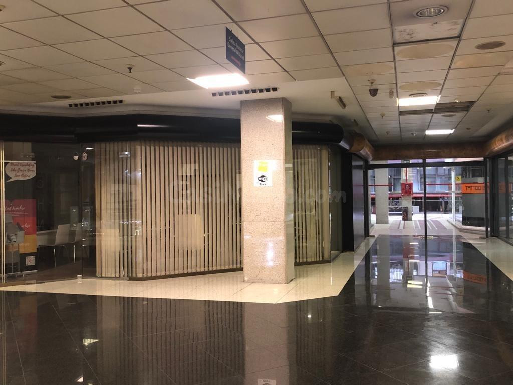 Local comercial. Gran oportunidad para tu negocio en pleno c