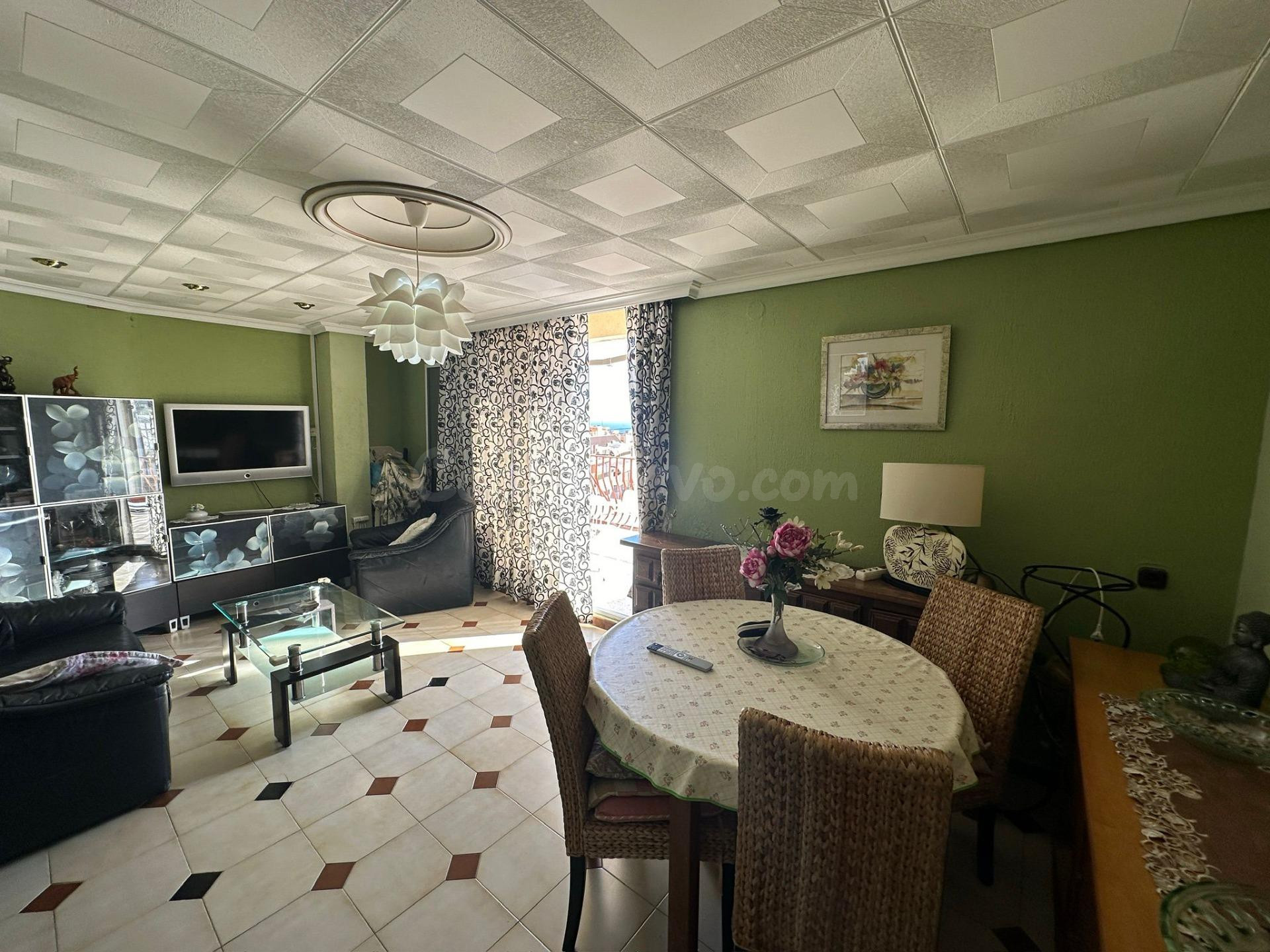Ático en Venta en el Centro de Benidorm, con Amplia Terraza  - foto 5