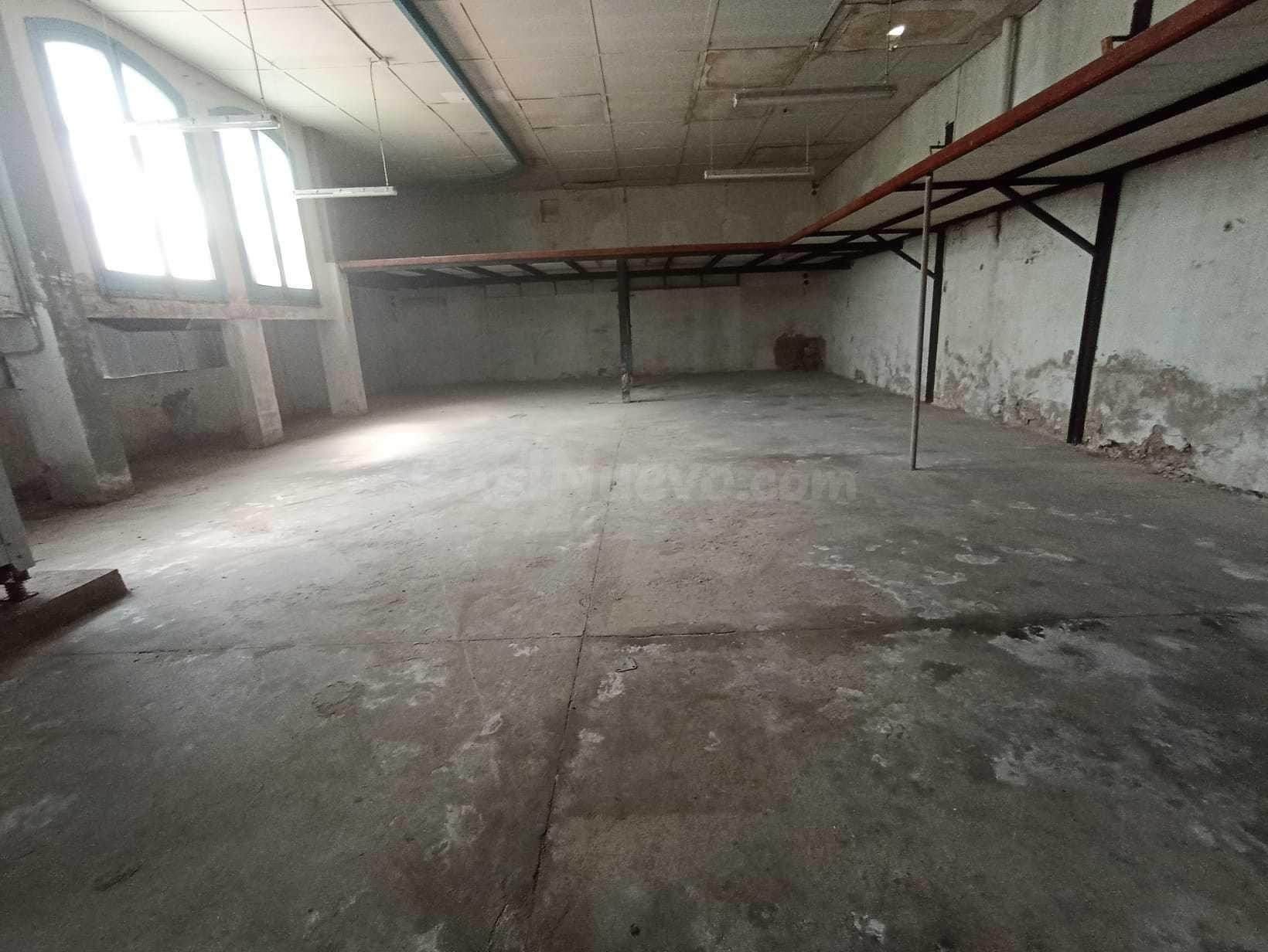 Local comercial en venta en el centro de Vilanova i la Geltr - foto 3