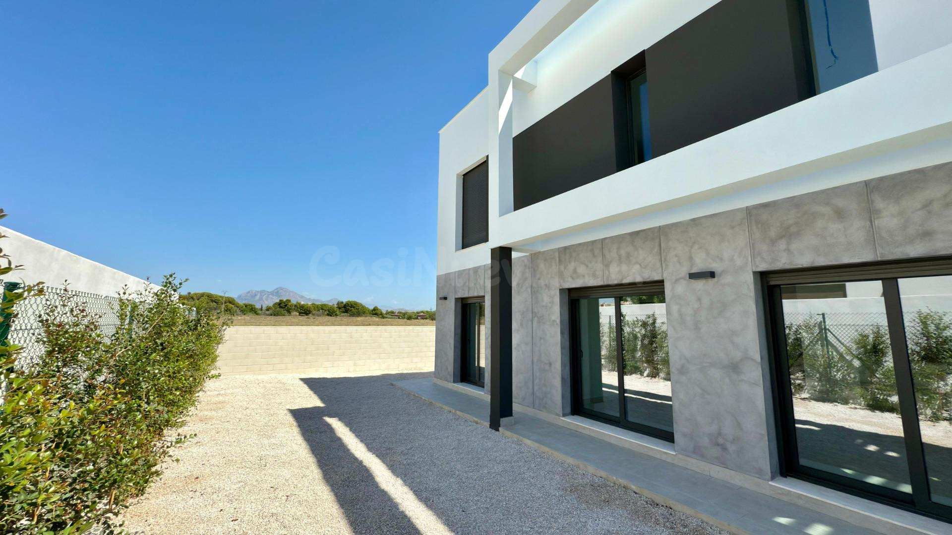 Villa de lujo con piscina privada, 4 dormitorios y sótano –  - foto 4