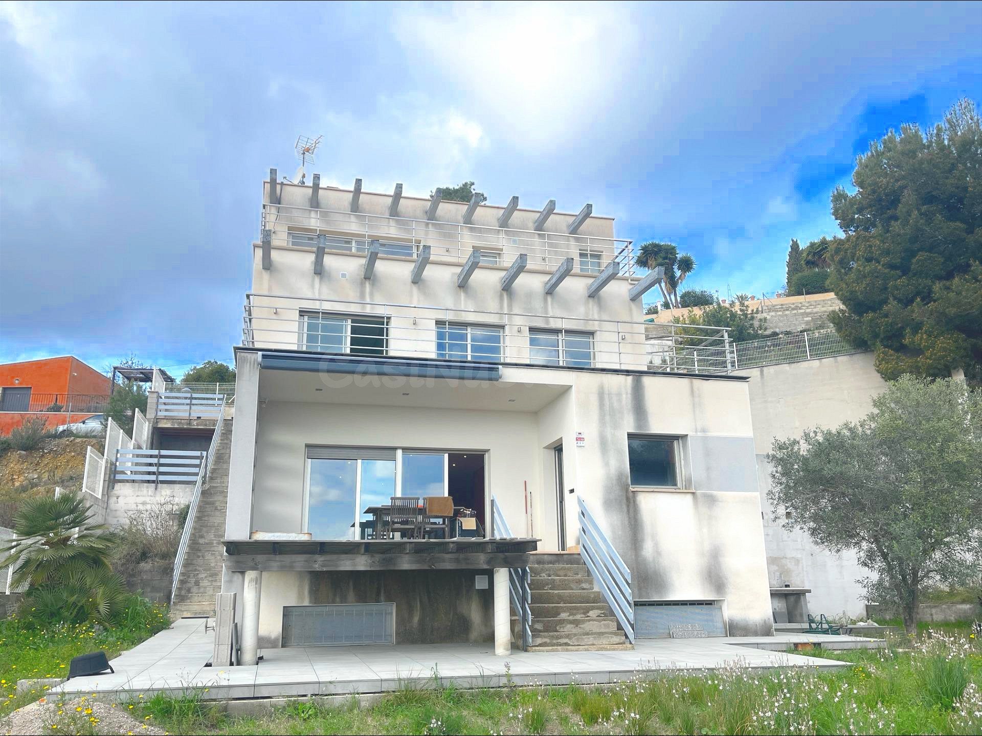 Casa con ascensor, grandes terrazas y vistas al mar y montañ - foto 2