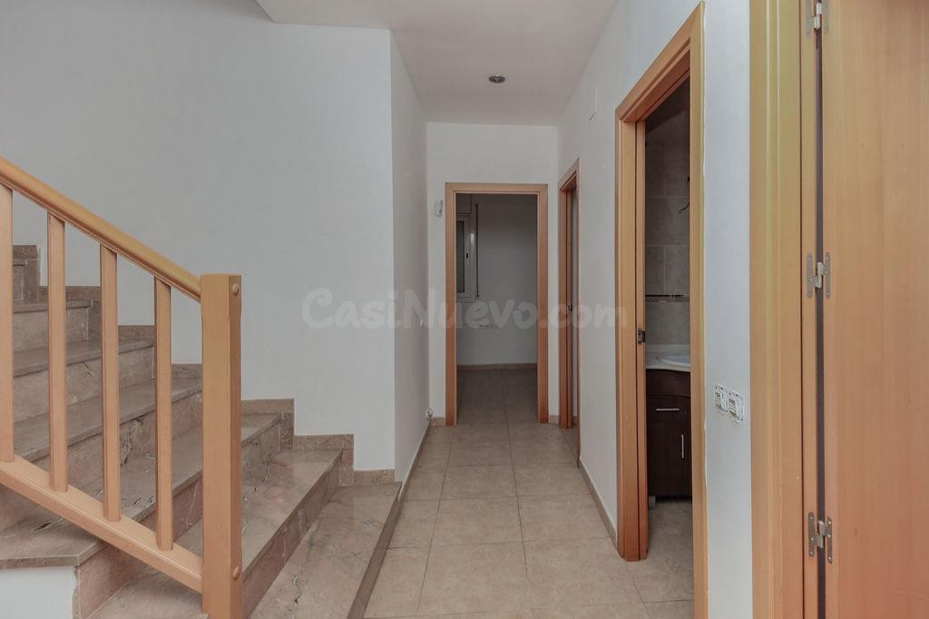 Casa unifamiliar con jardín y garaje en Mas Borràs – El Vend - foto 2