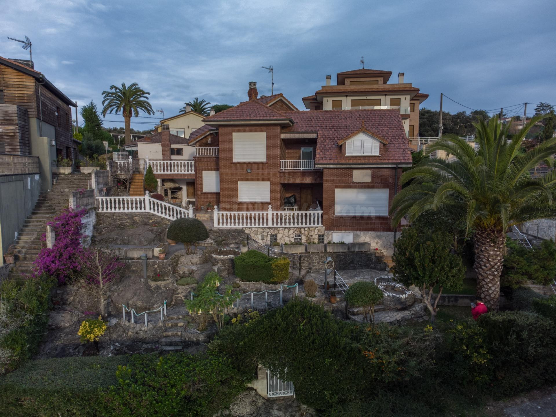 Chalet independiente en la Sorrozuela | Ajo | Inmobiliaria e - foto 4