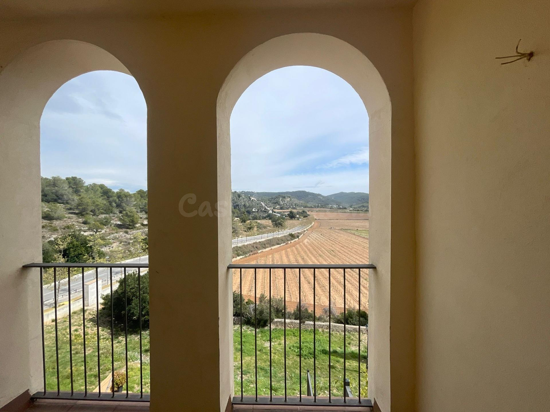 Casa unifamiliar con jardín en Sant Pere de Ribes – En perio - foto 2