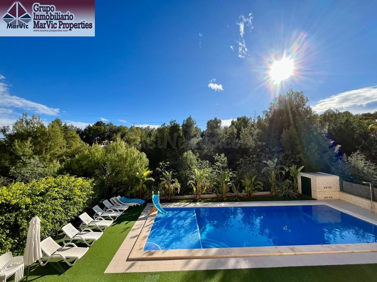 ESPECTACULAR CHALET EN LA NUCIA - foto 2