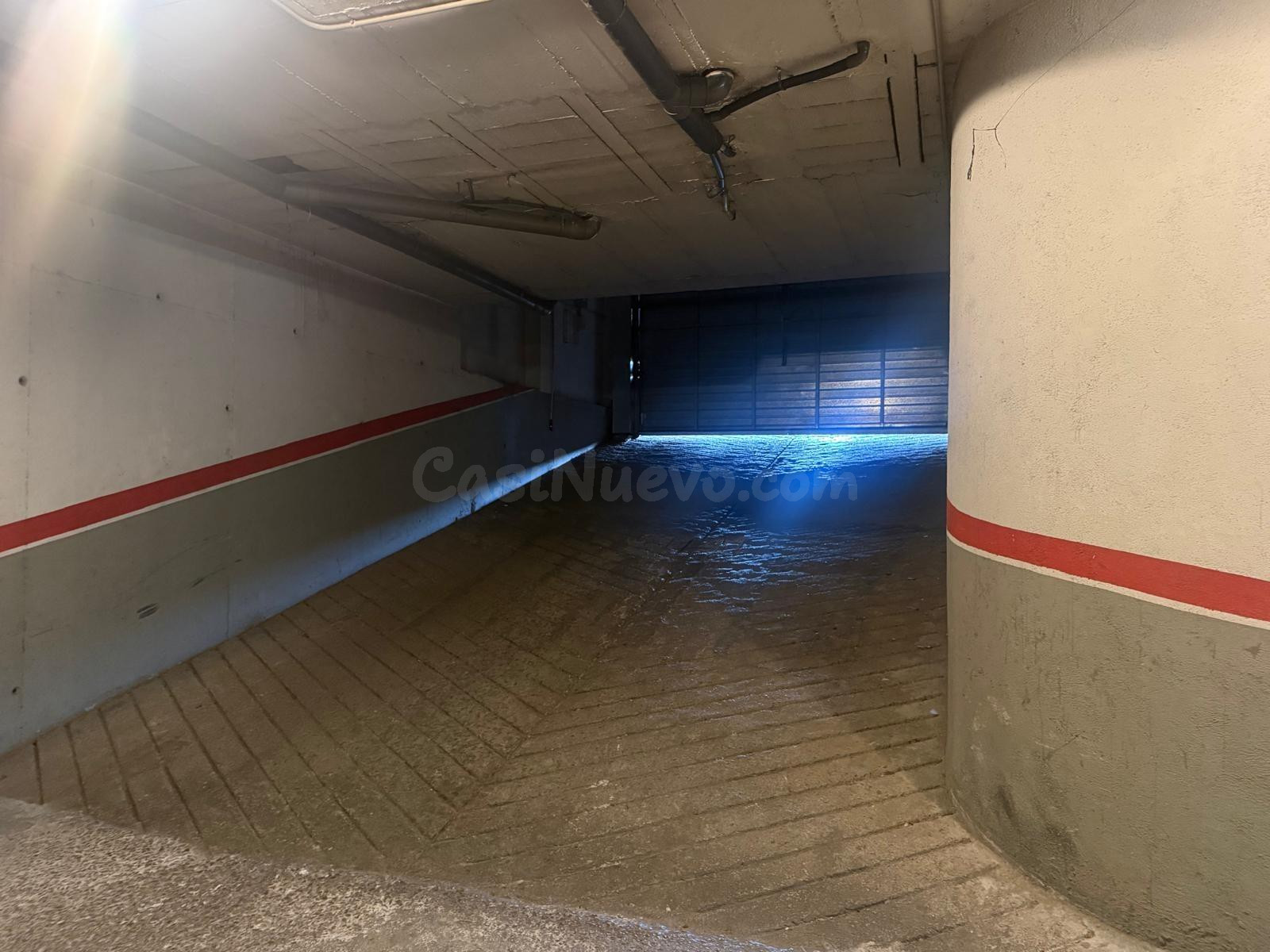 Amplia plaza de parking de 24 m2 en Ronda Ibèrica – Vilanova - foto 3