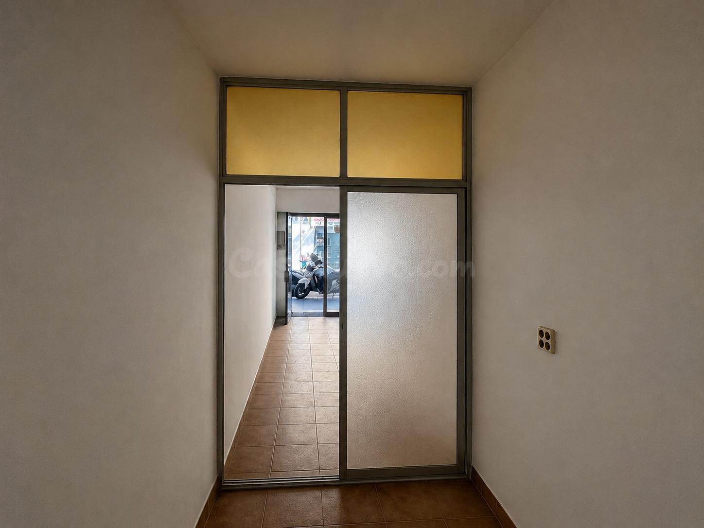 NUEVA OPORTUNIDAD DE NEGOCIO | LOCAL ALQUILER SANTA COLOMA - foto 4