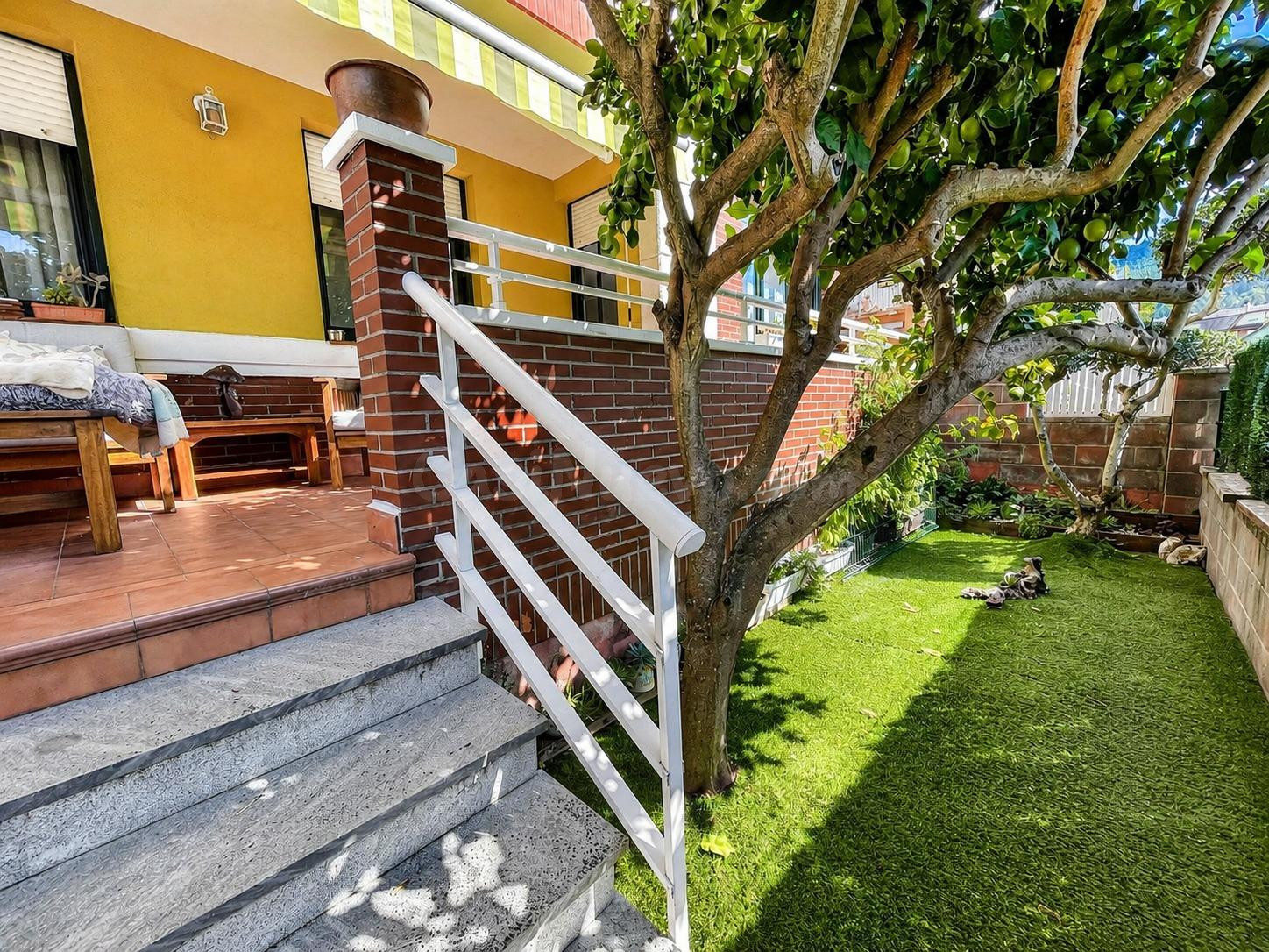 Planta baja con dos terrazas, piscina y pádel en Limpias, Ca - foto 3