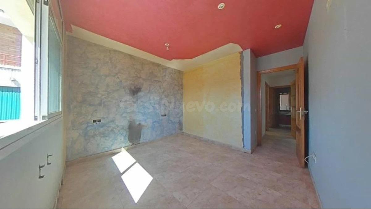 Amplio piso de 104 m2 en El Vendrell - foto 5