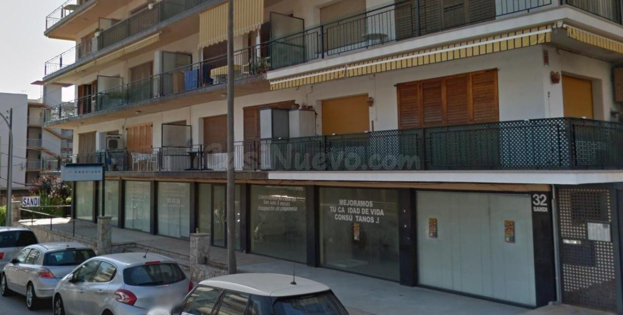 ESPECTACULAR LOCAL EN VENTA EN TORREDEMBARRA - foto 2