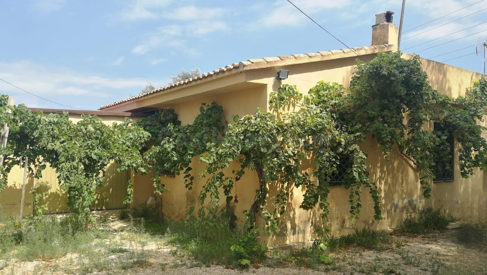 Casa con Terreno en el de Rincon de Loix, Benidorm, cerca de