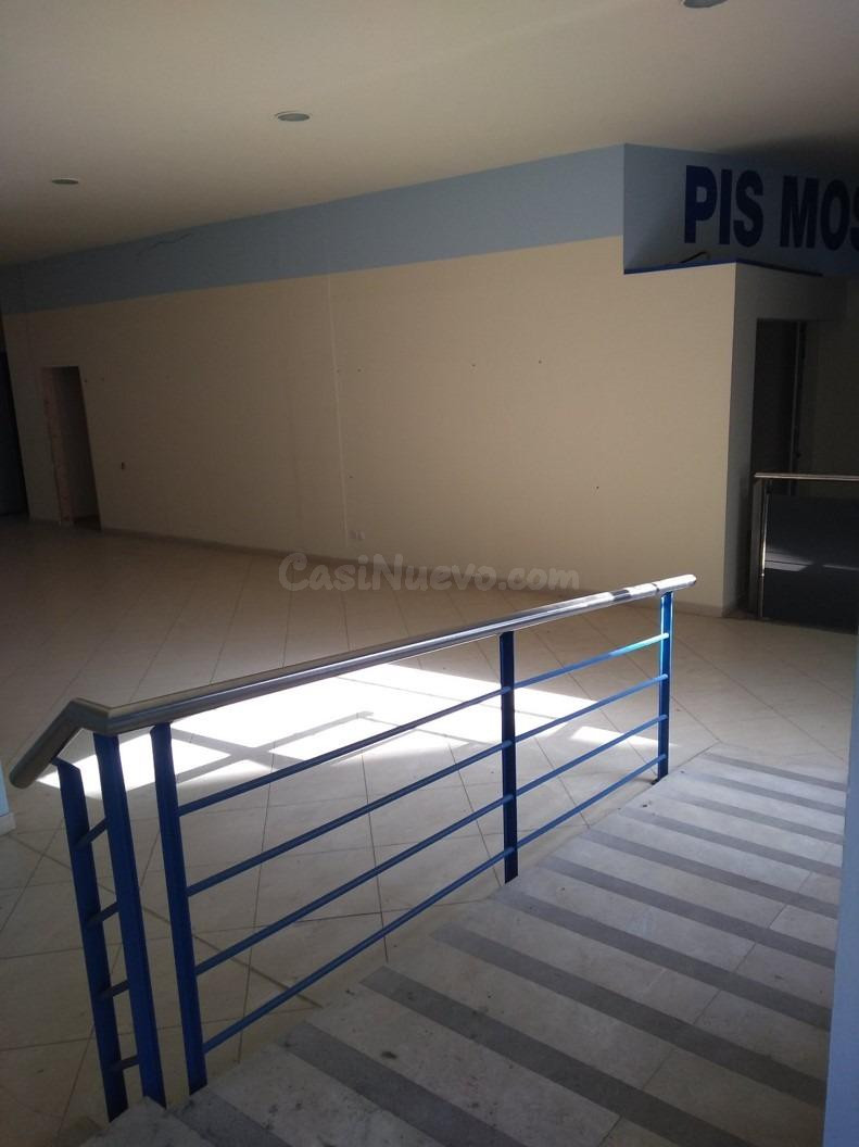 LOCAL EN VENTA EN EL VENDRELL - foto 3