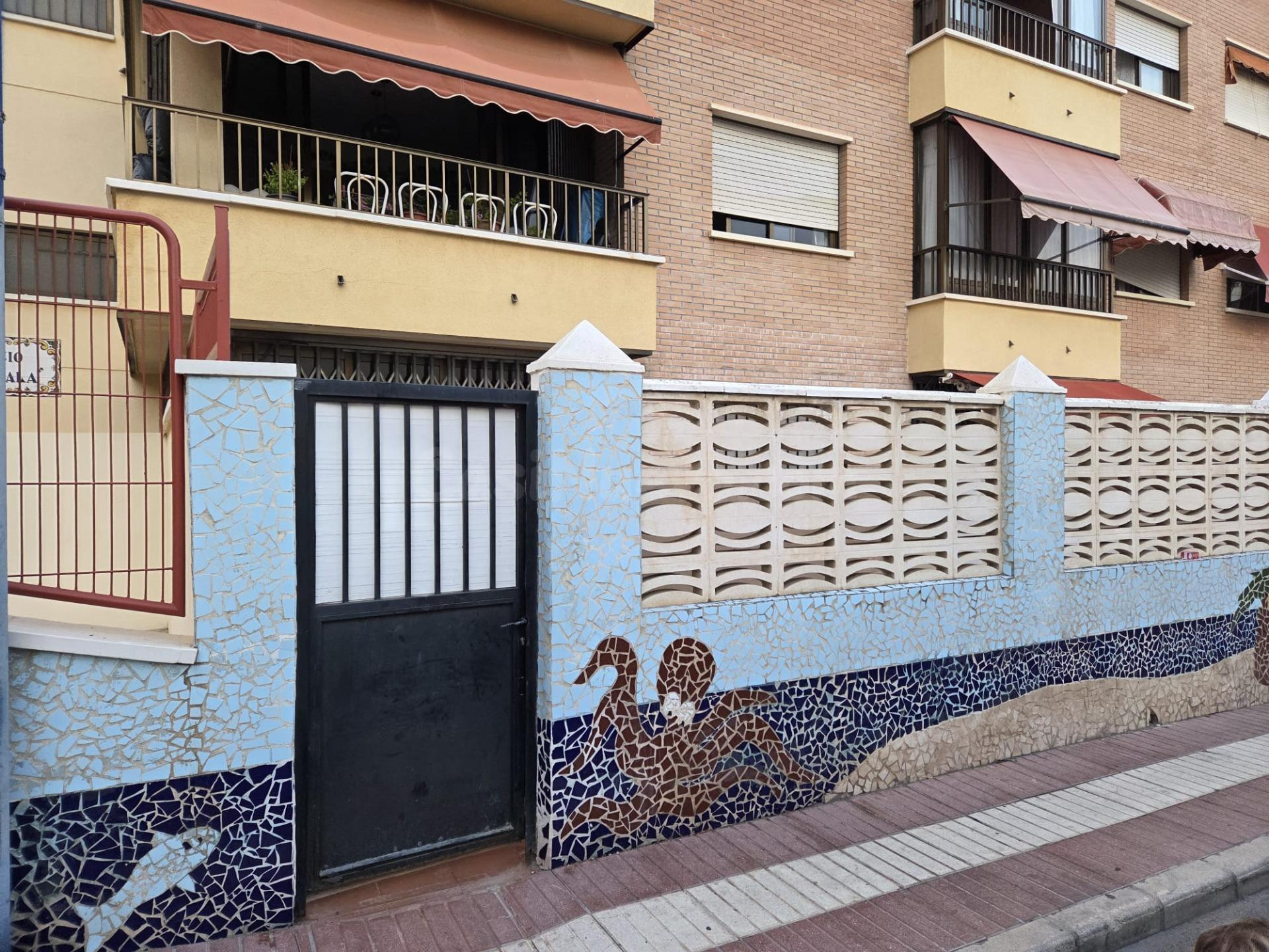 Oportunidad de Inversión en Finestrat: Apartamento a Reforma