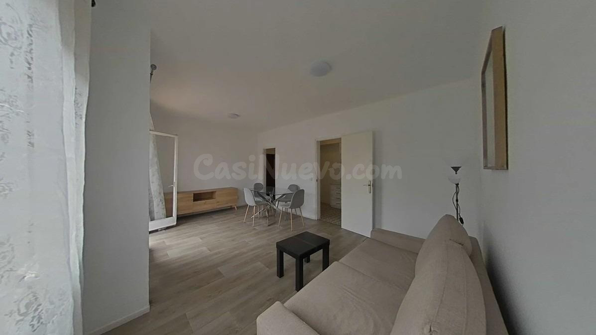 Piso amplio de 4 habitaciones y parking en una ubicación pri - foto 4
