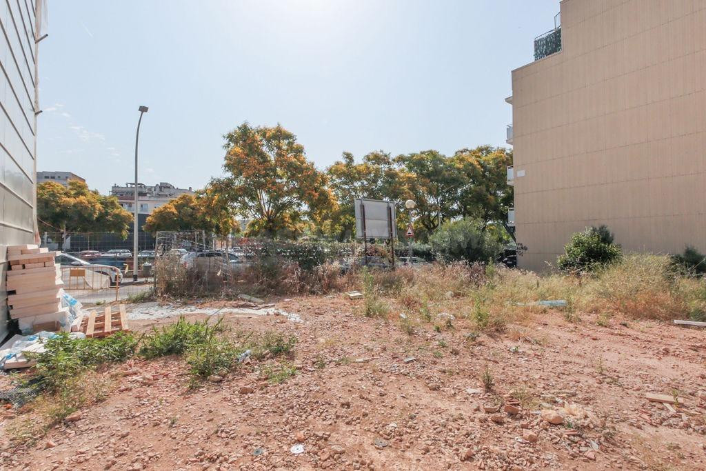 Solar urbano en El Vendrell – Proyecto para 11 viviendas con - foto 5