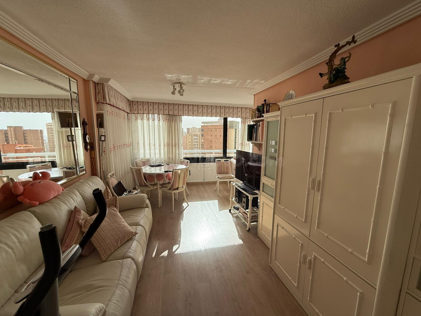 Exclusivo Piso Reformado en Benidorm - Levante con Vista al  - foto 4
