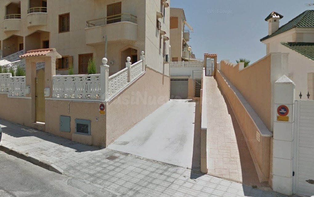 Plaza de Garaje Subterránea en Arenales del Sol, zona Avda. 