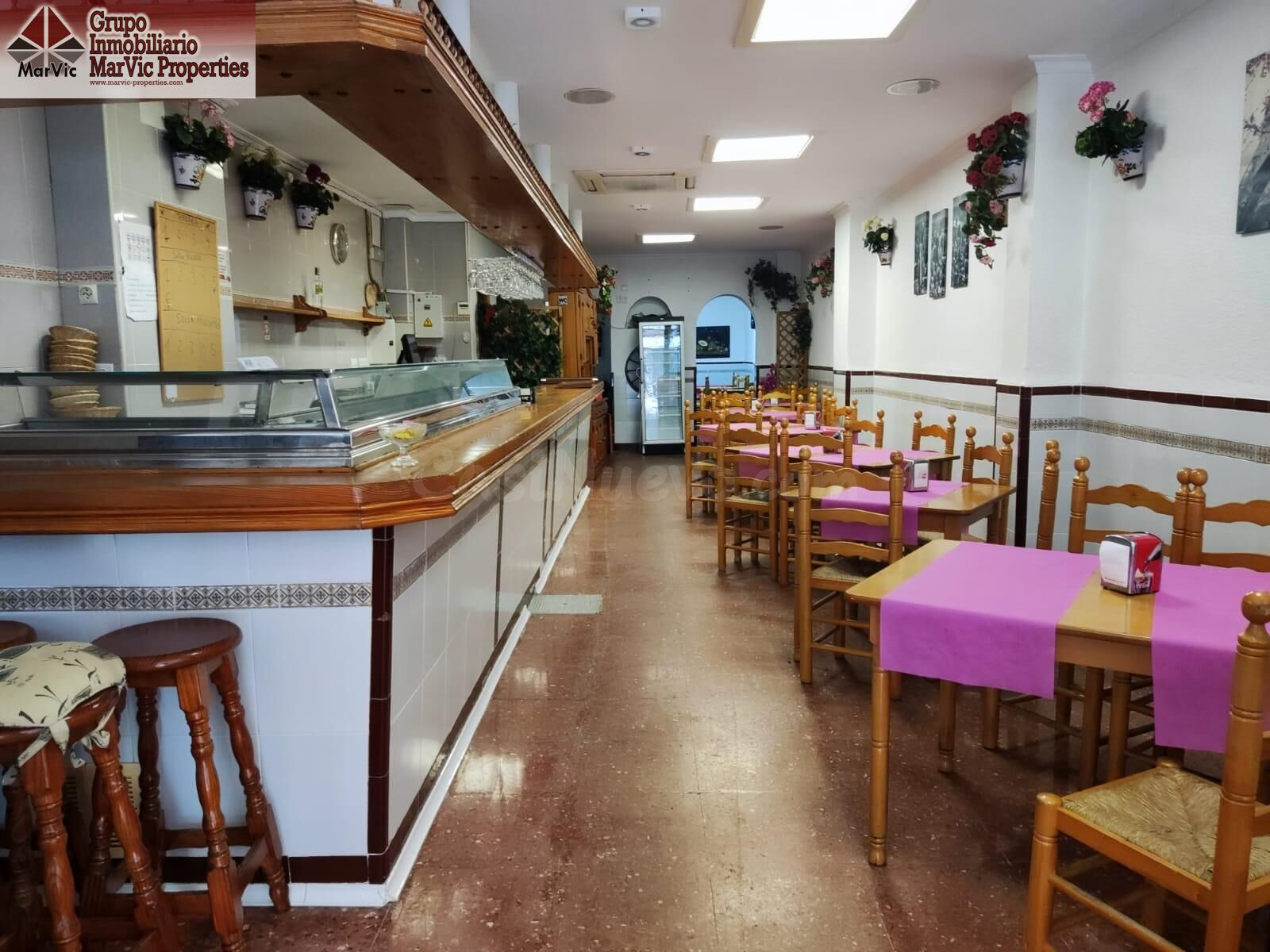 Oportunidad Única: Local Comercial en el Corazón de Benidorm