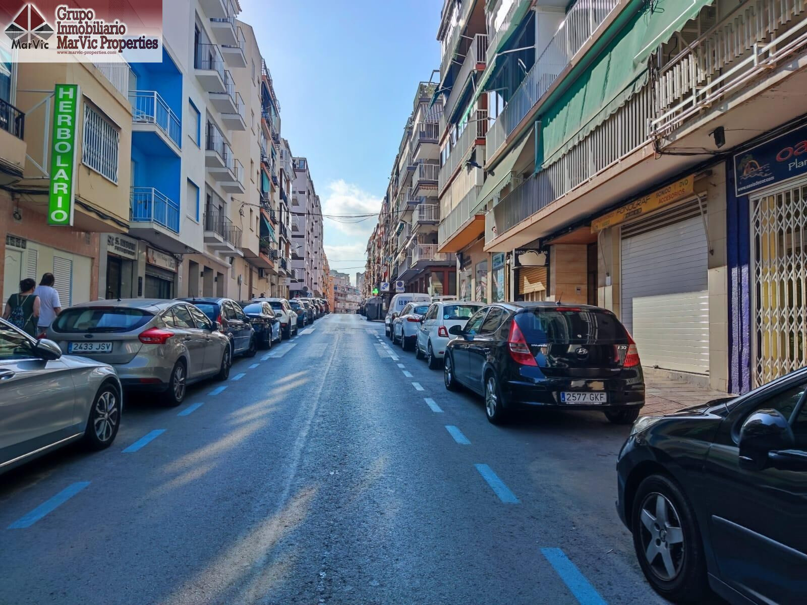 Oportunidad Única: Local Comercial en el Corazón de Benidorm - foto 3