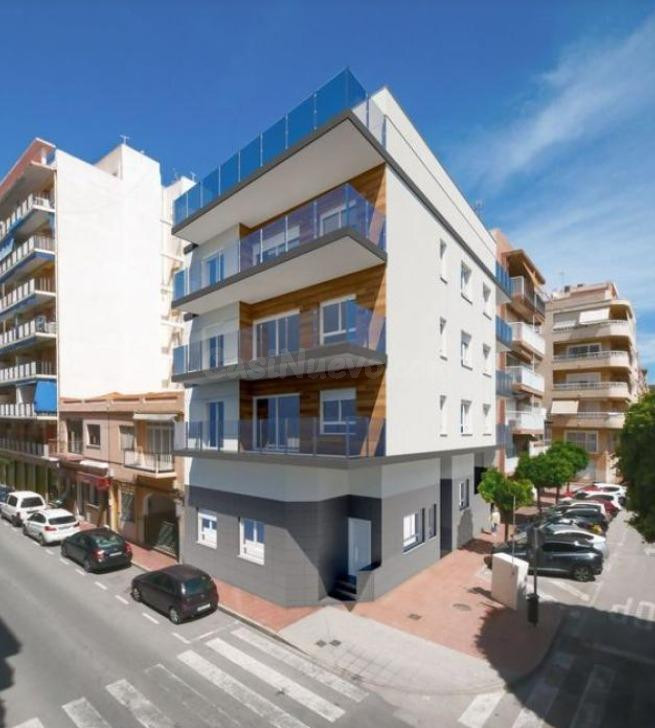 Atico de Lujo en Santa Pola de 3 Dorm. con Gran terraza esqu
