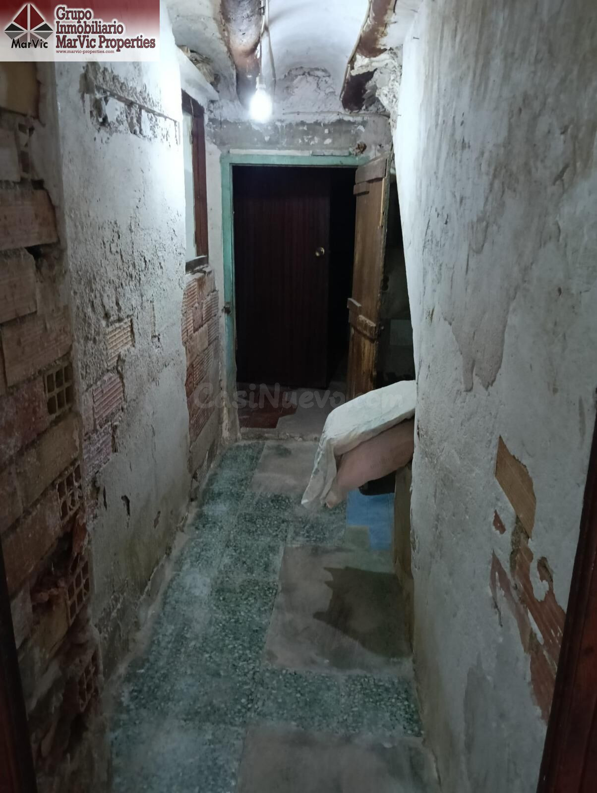Oportunidad de Inversión en el Centro de Relleu: Propiedad T - foto 5