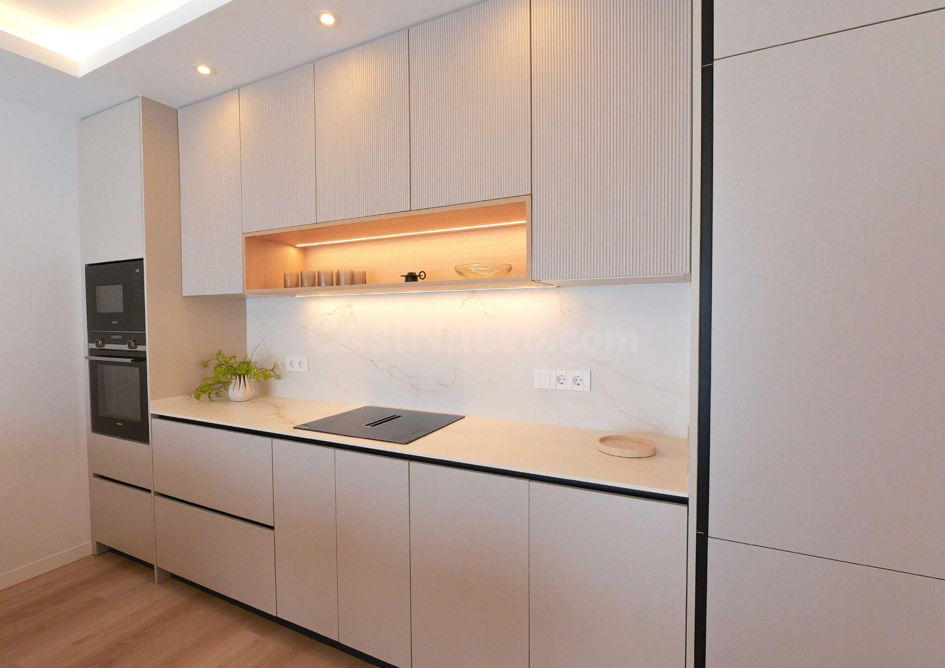 Apartamento de Lujo de 2 Dorm. en Primerisima Linea con Vist - foto 5