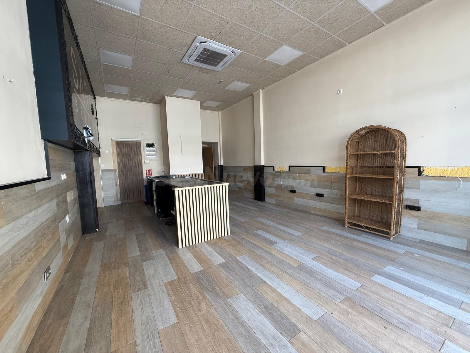 Local Comercial en Venta en Benidorm - Zona Levante - foto 2