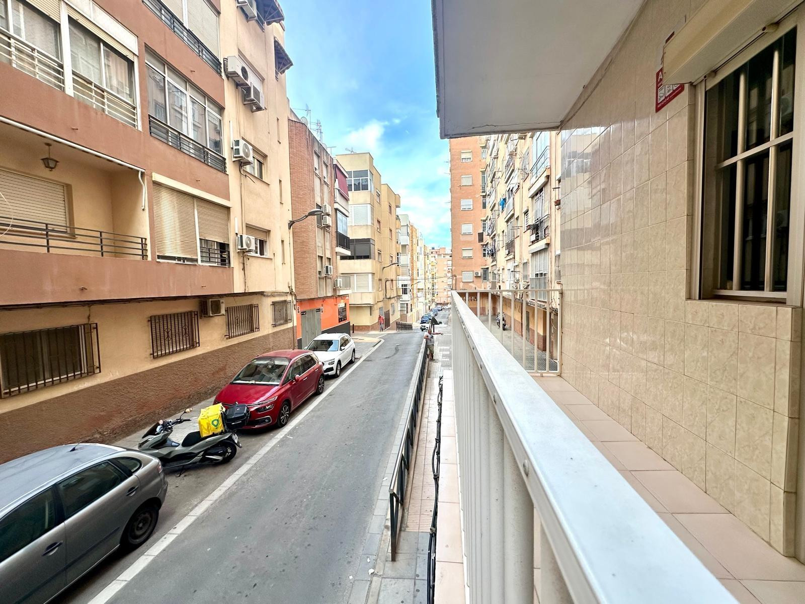 Amplio y Acogedor Piso en Los Ángeles, Almería - ¡Listo para - foto 5