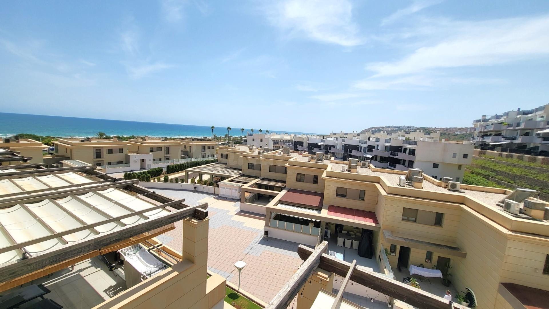 Apartamento 2 Dormitorios y 2 Baños gran terraza con vistas 