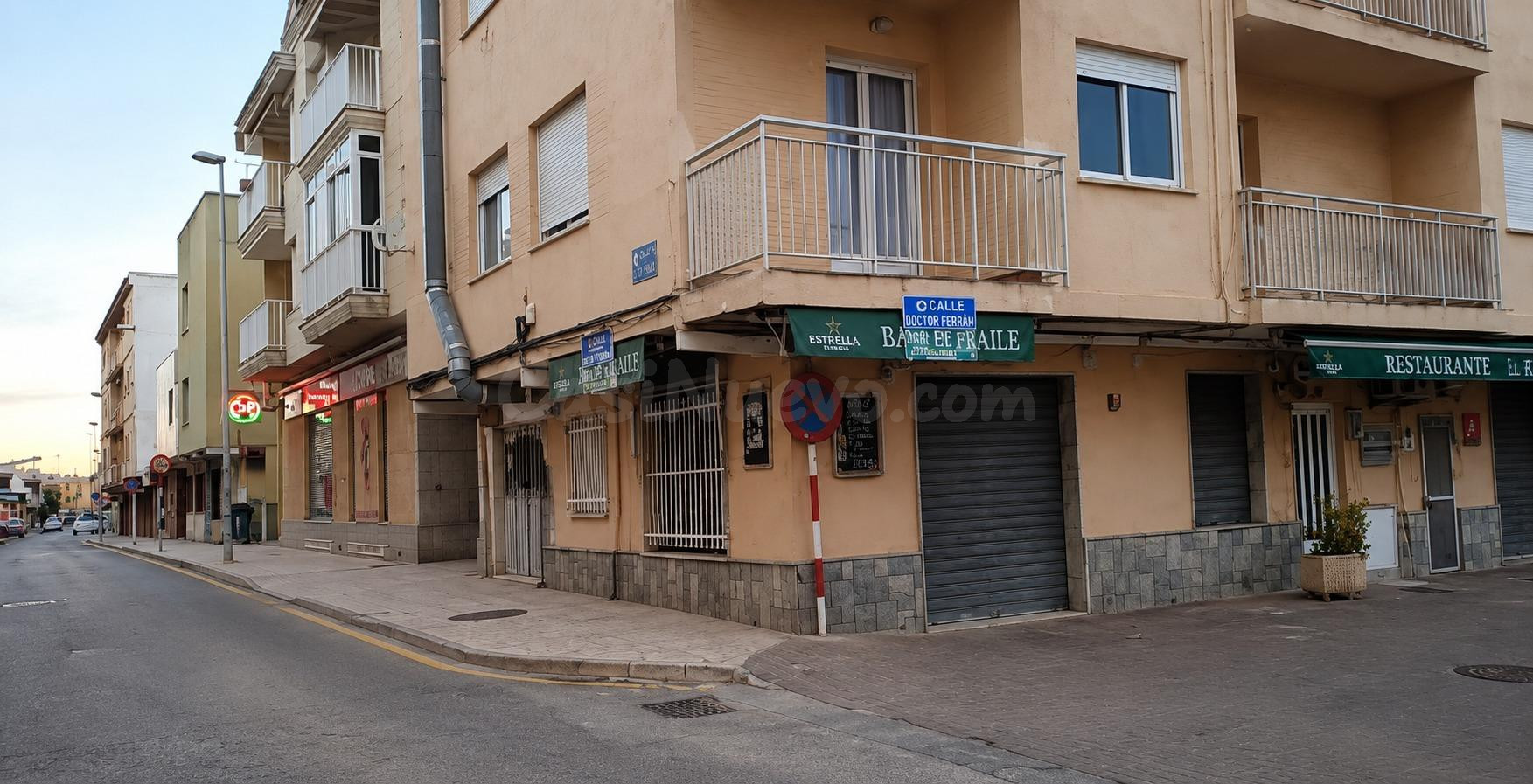 Local Comercial de 103m2, amplio para REFORA INTEGRAL - foto 2