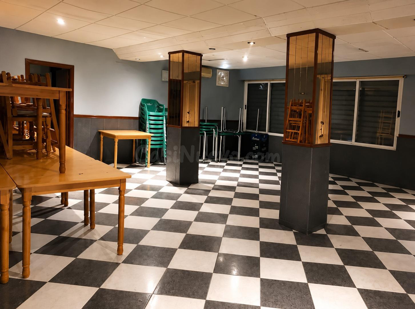 Local Comercial de 103m2, amplio para REFORA INTEGRAL - foto 3