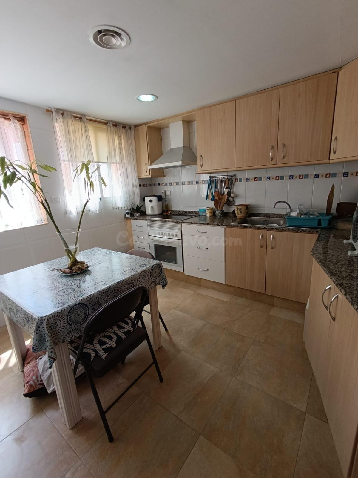 BONITA VIVIENDA DE 3 DORMITORIOS Y DOS BAÑOS EN ZONA AUSIAS  - foto 5