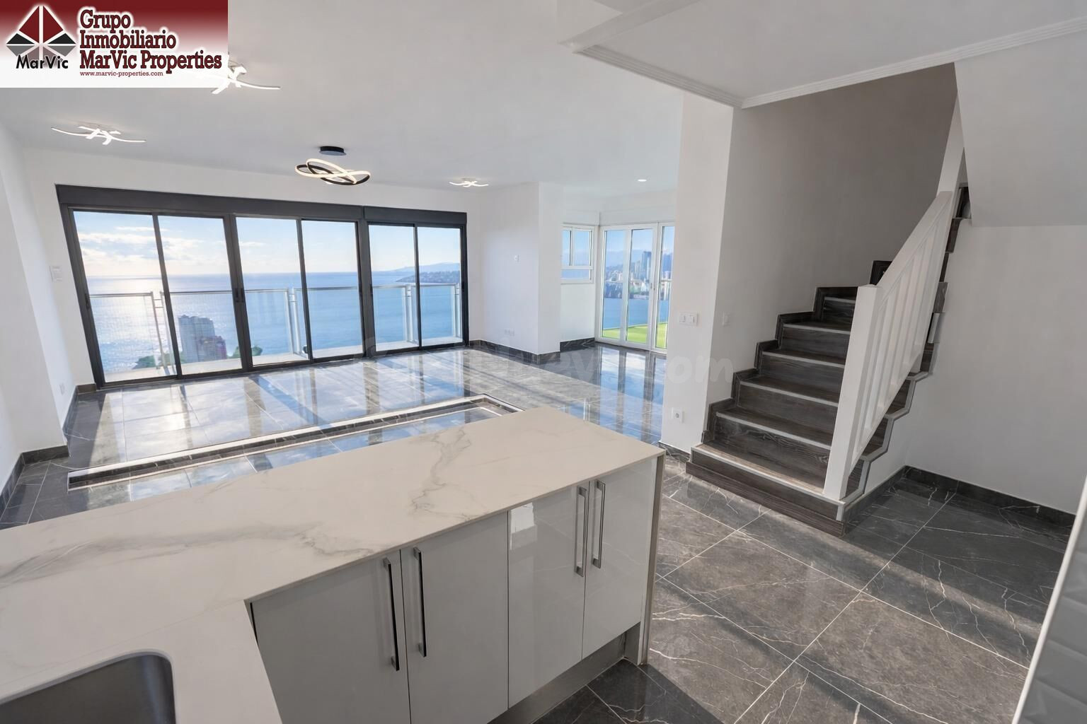 EL ÁTICO QUE DEFINE EL SKYLINE DE BENIDORM – PLANTA 31, RINC - foto 5
