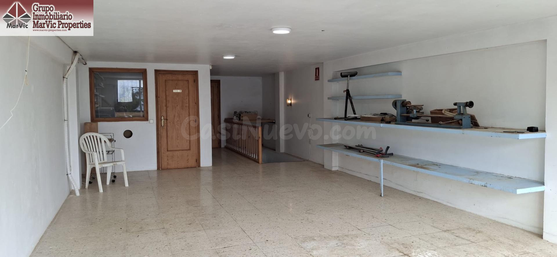 Amplio Local Comercial en Altea - Oportunidad Única