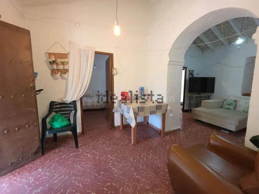 Casa de 100m2 con 2 habitaciones 1 baño con finca rústica de - foto 4