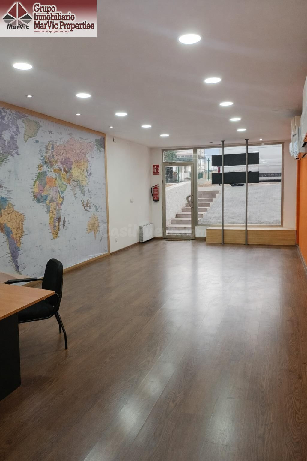 Oportunidad de Local Comercial en Benidorm - Plaza de Toros - foto 2