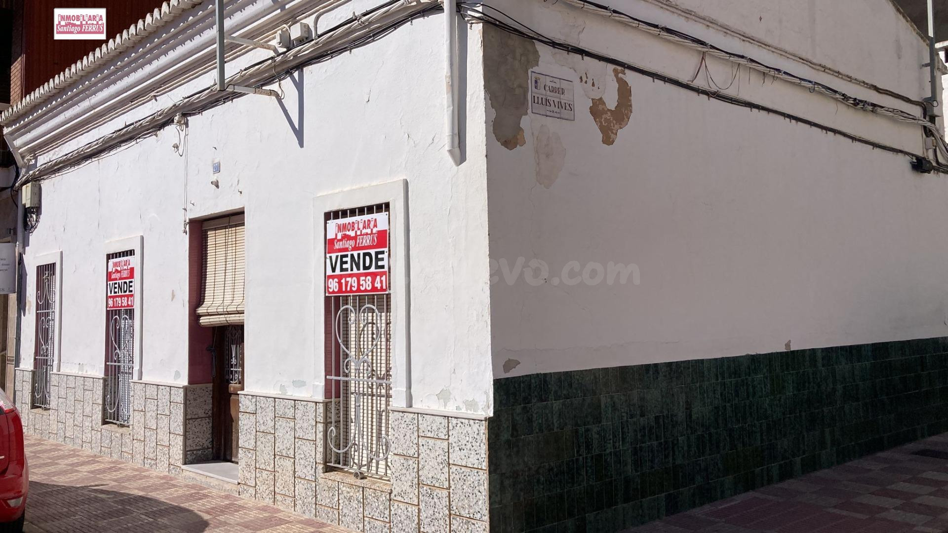 CASA EN VENTA EN EL CORAZON DE ALMUSSAFES - foto 4