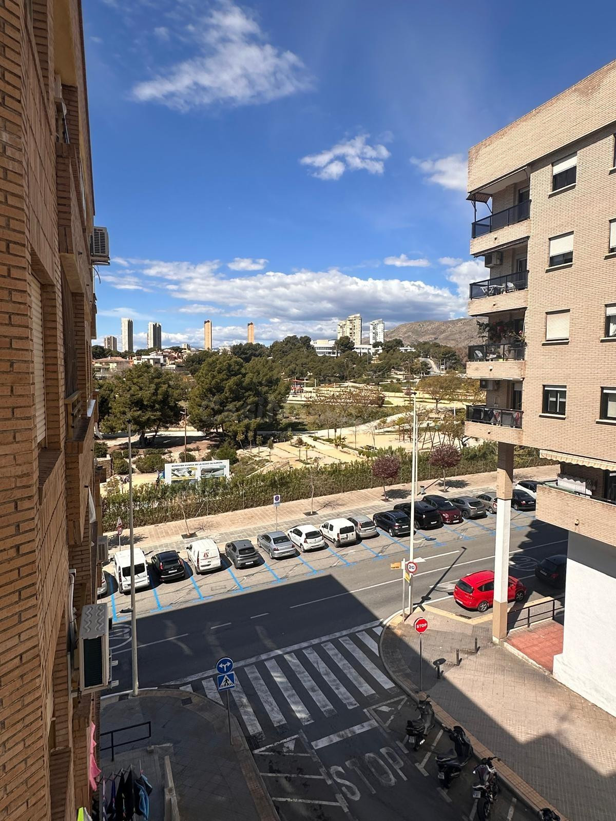 Acogedor Apartamento en Benidorm - Ideal para Invertir