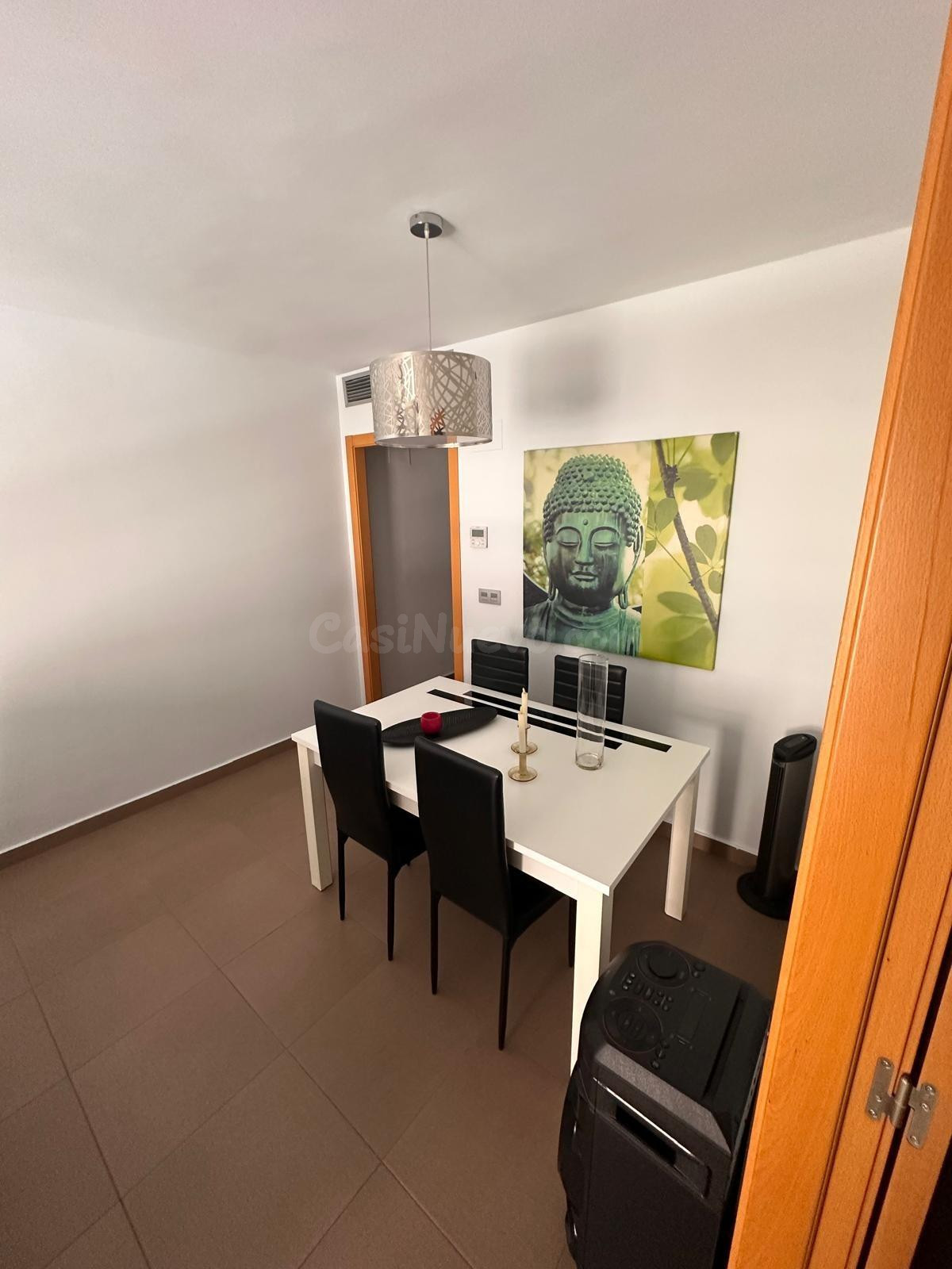 Acogedor Apartamento en Benidorm - Ideal para Invertir - foto 5