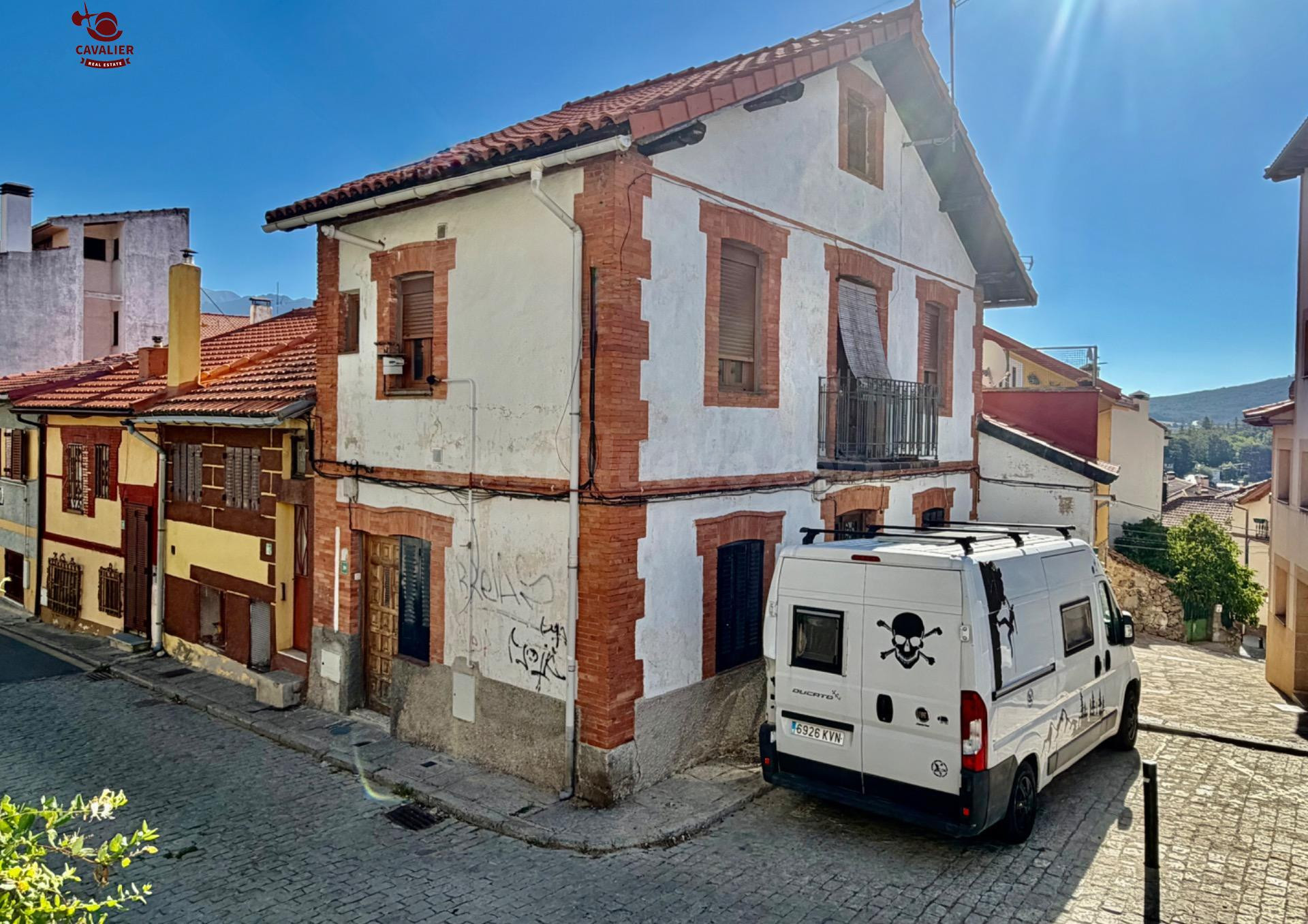 Antigua casa de 147m2 de estilo Ferroviario construida a pri - foto 3