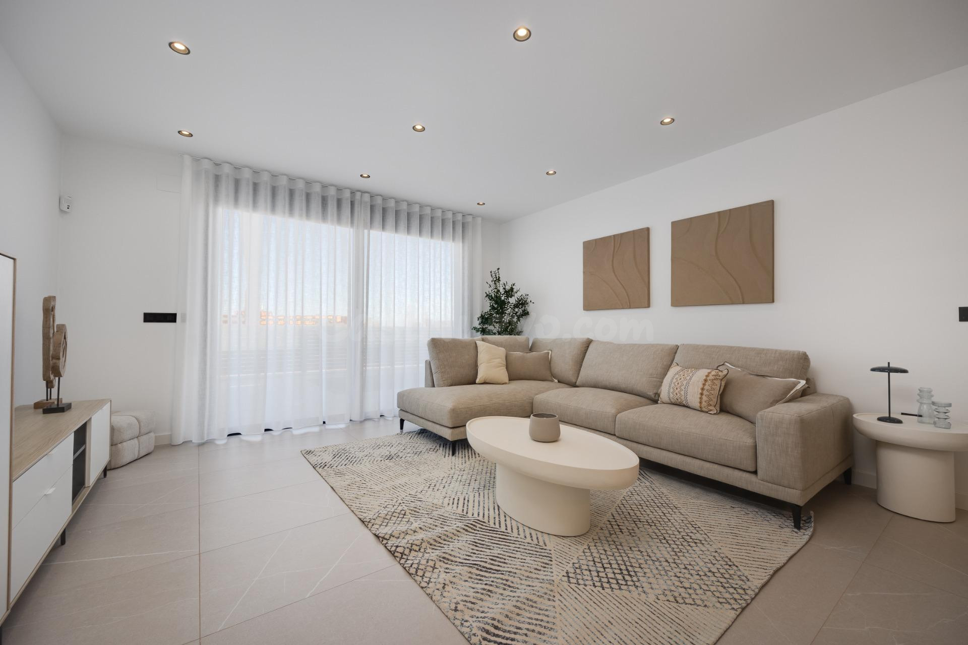 Villa Independiente 3 Dormitorios con Garaje, Piscina Privad - foto 2