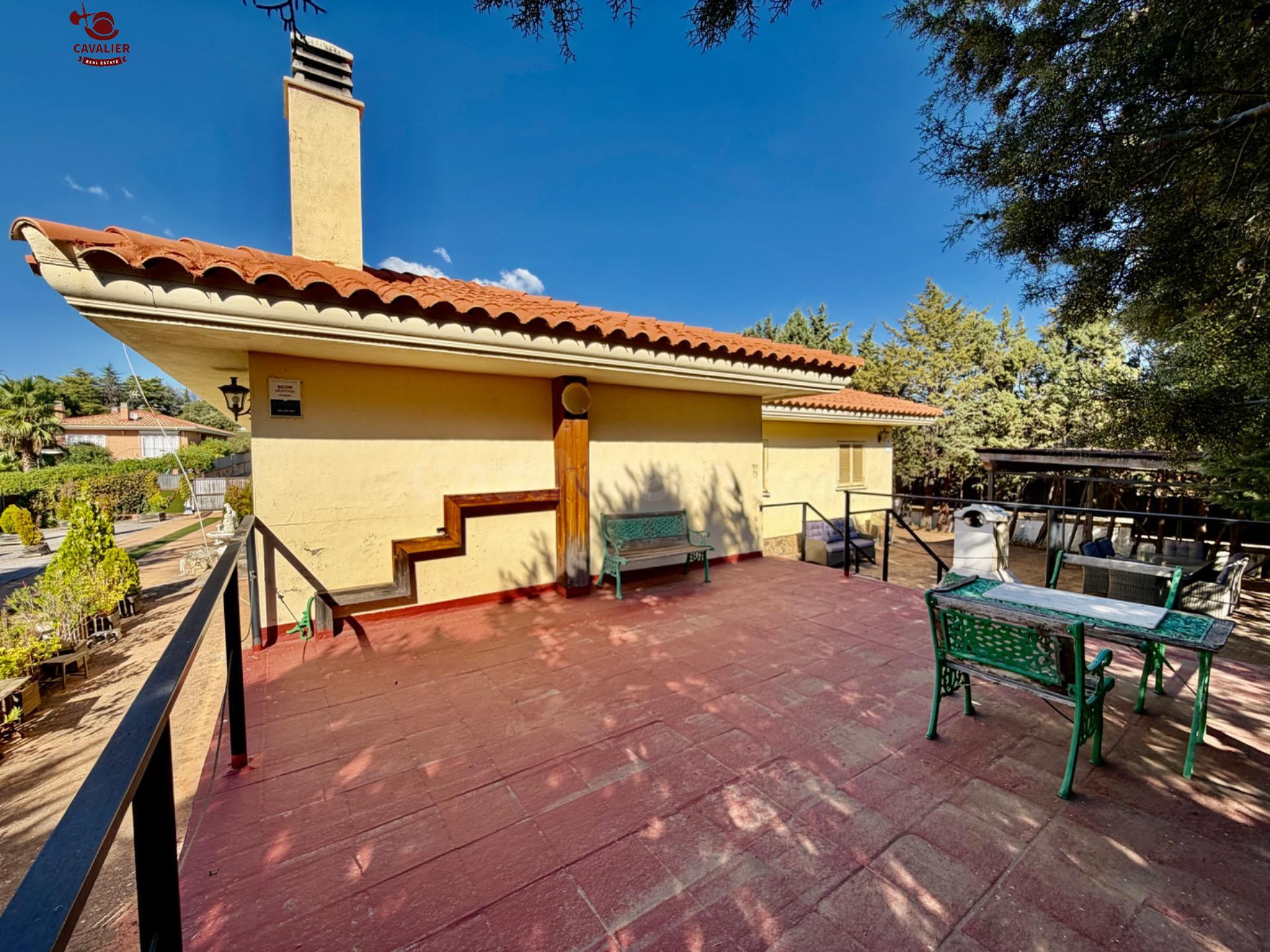 Chalet independiente de 234m2 con 4 dormitorios tipo suite c - foto 5