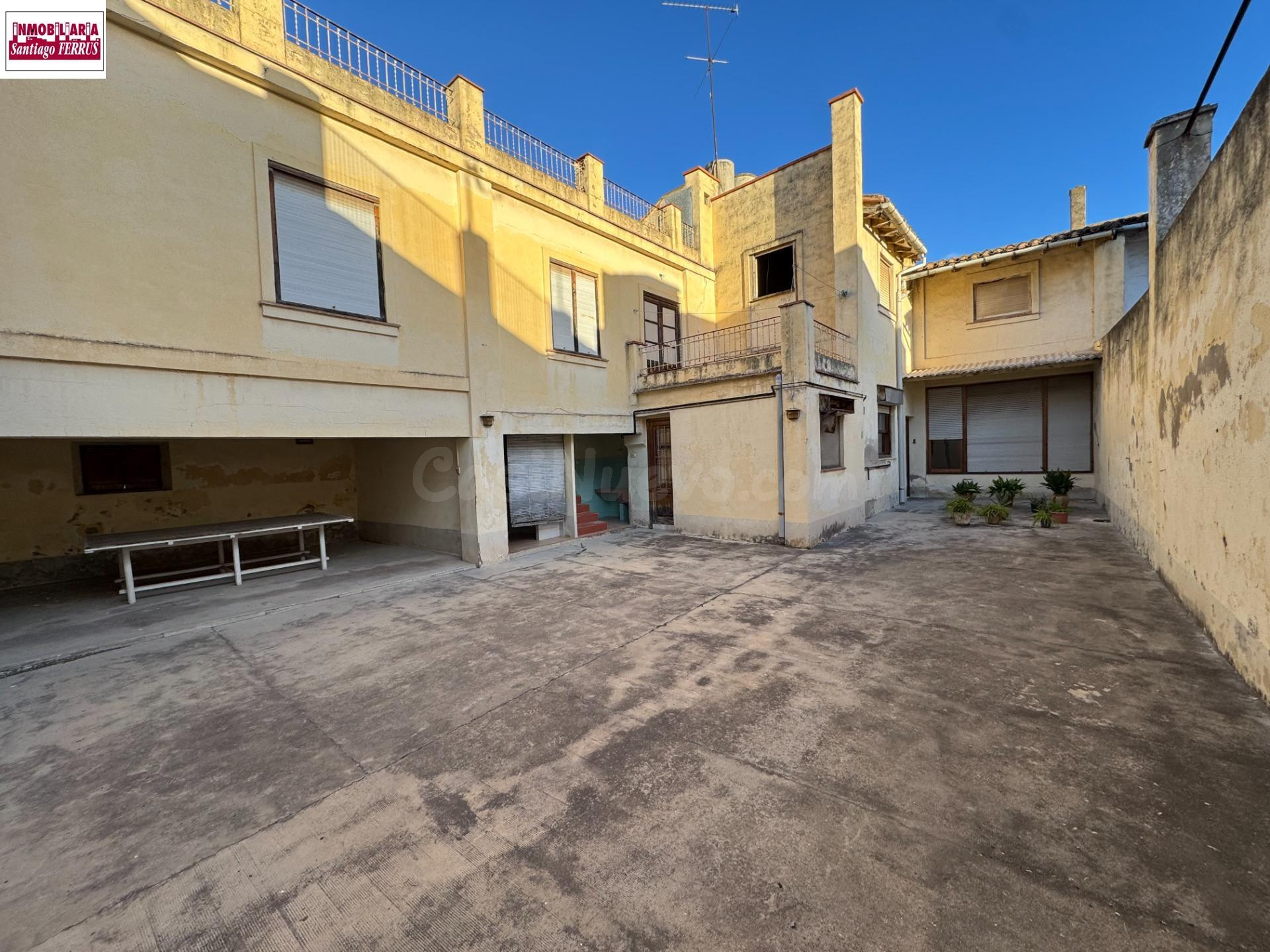 VENTA DE CASA EN BENIFAIO (VALENCIA)