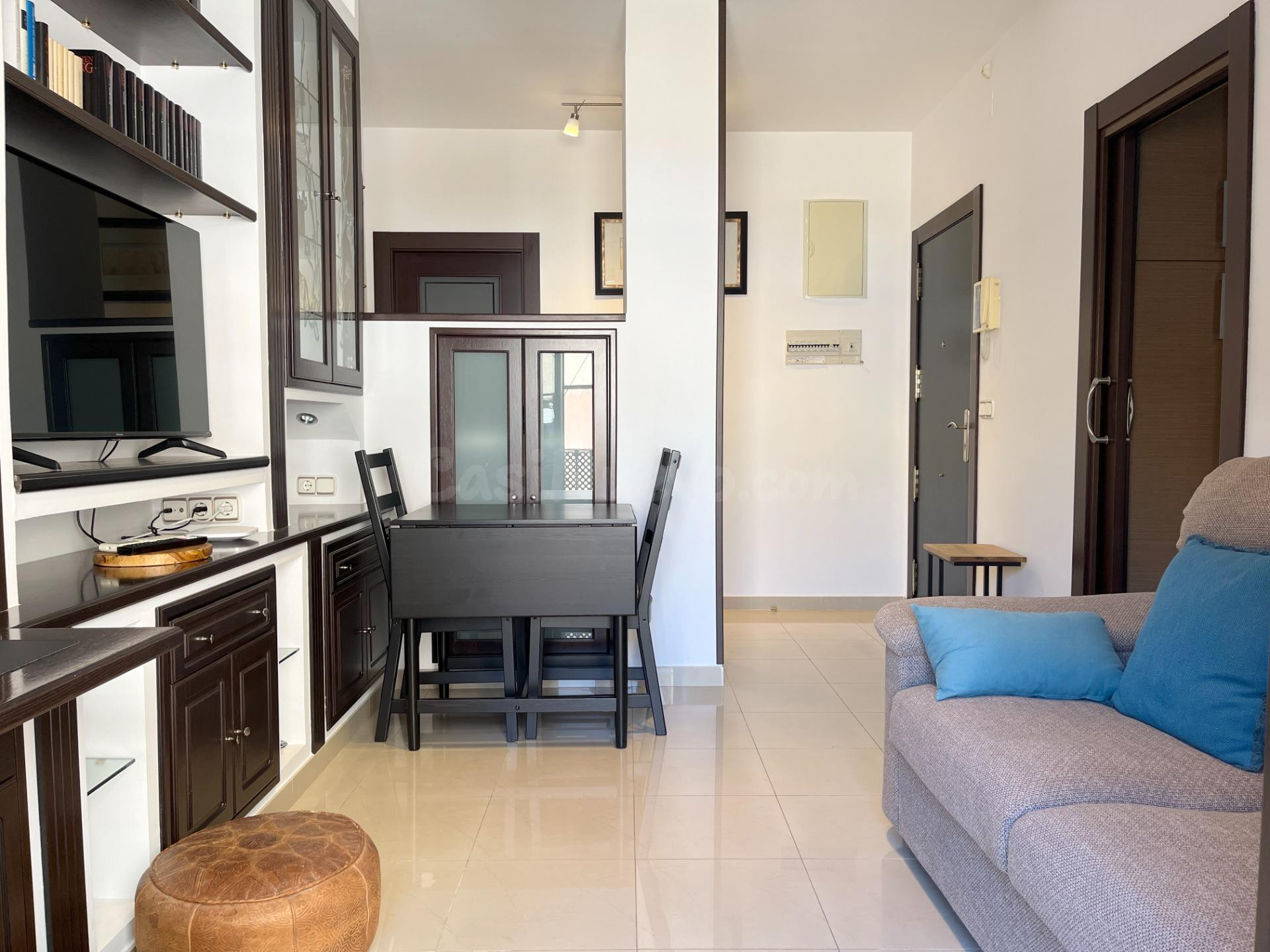 VIVIENDA EN EL CENTRO CON MUCHO ALMACENAJE. ACABADOS DE CALI - foto 2