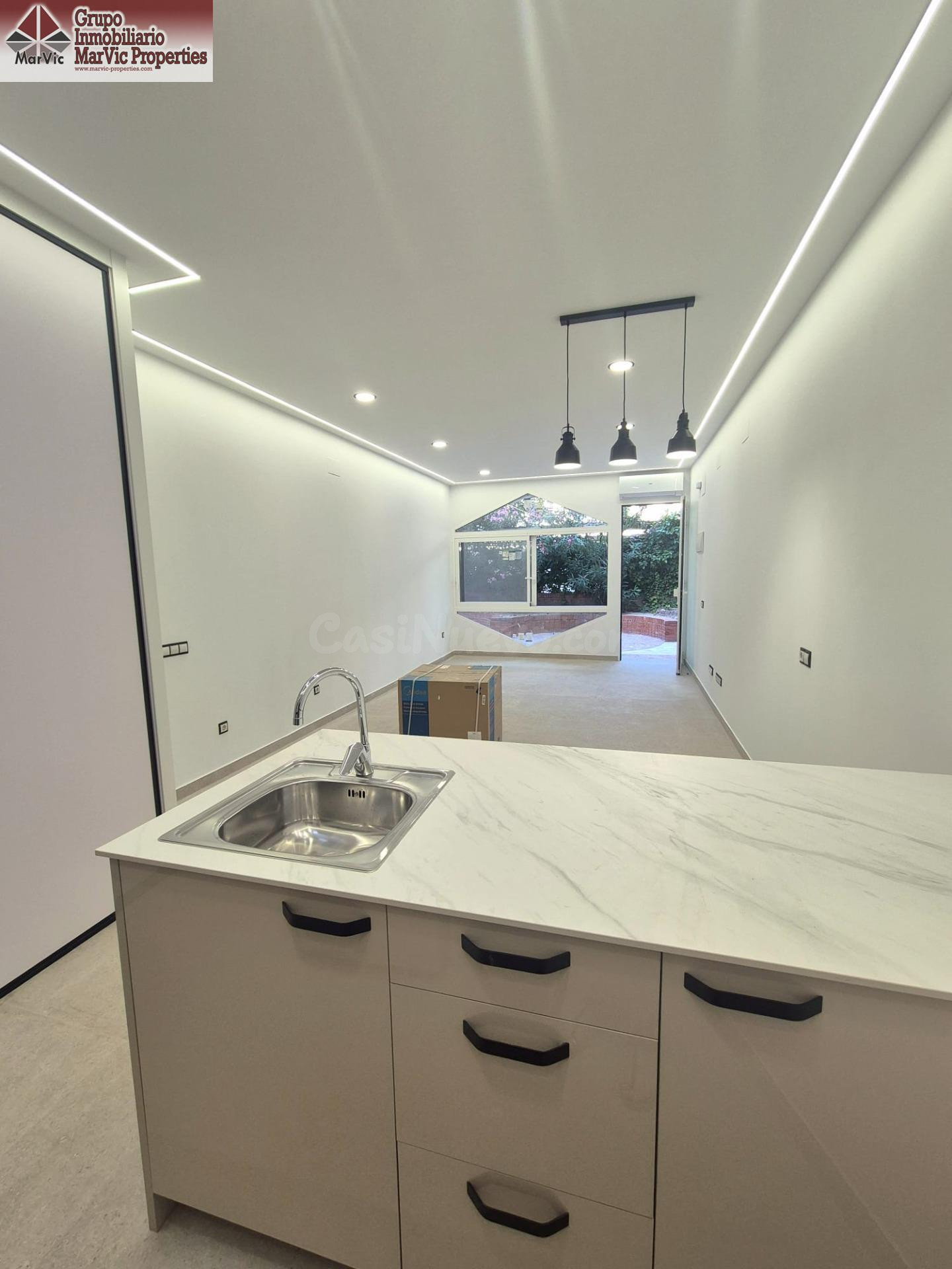 Conjunto de 5 estudios totalmente reformados en segunda líne - foto 5