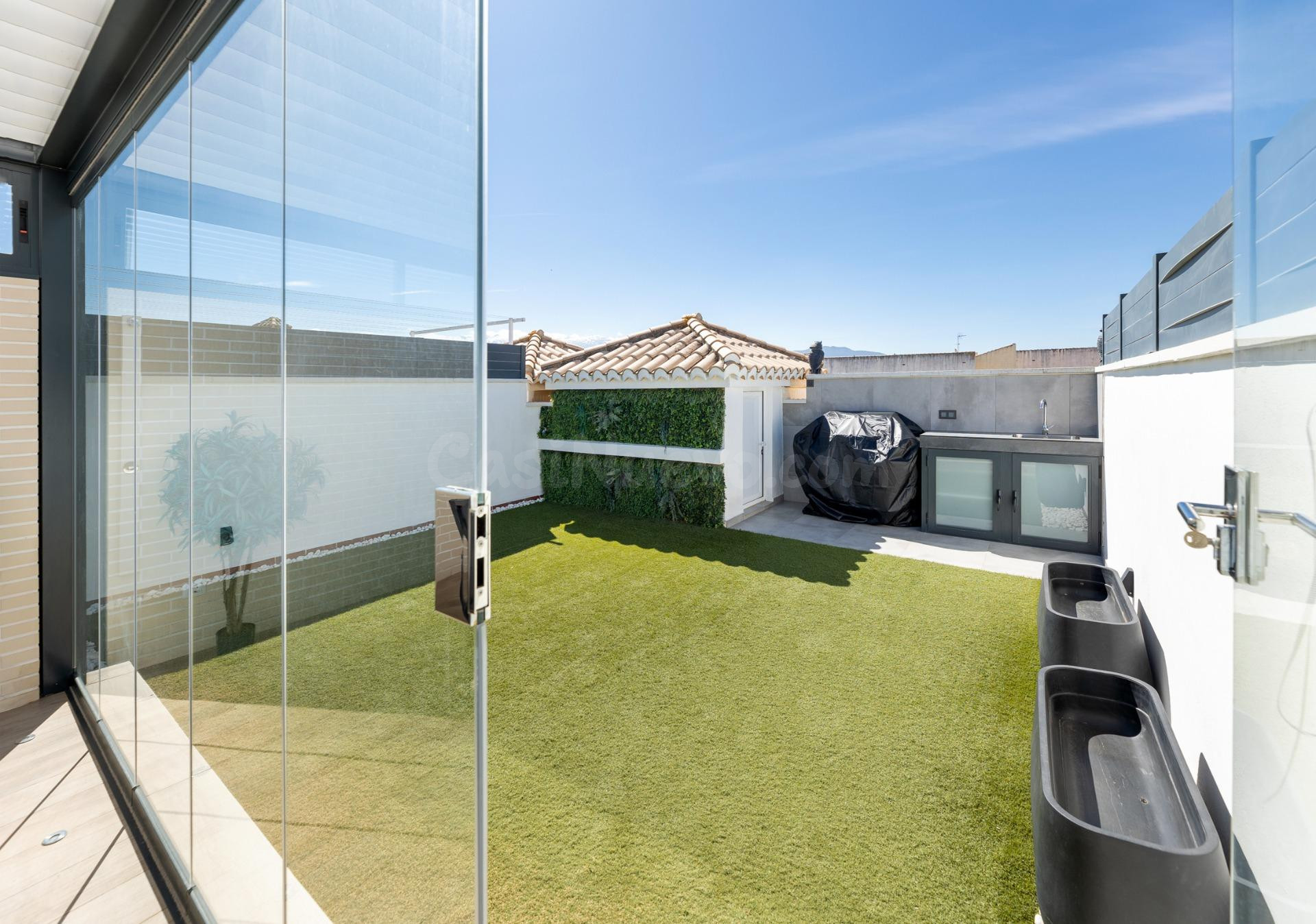 ÁTICO CON PERGOLA BIOCLIMATICA JUNTO AL METRO - foto 4