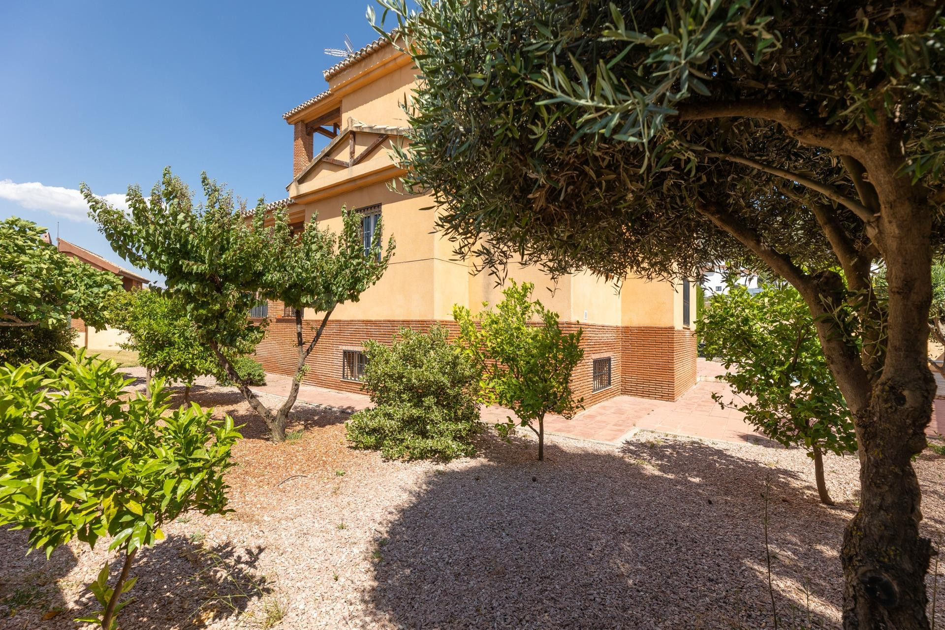 Maravillosa vivienda unifamiliar en Cañadas del Parque - foto 2